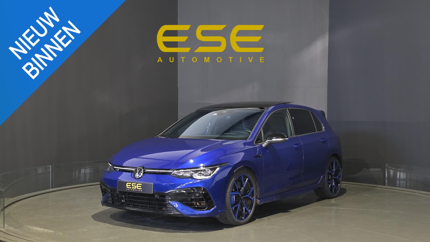 Volkswagen Golf - 2.0 TSI R 4Motion | Akrapovic | Pano | Leder | IQ Light | Hud - AutoWereld.nl