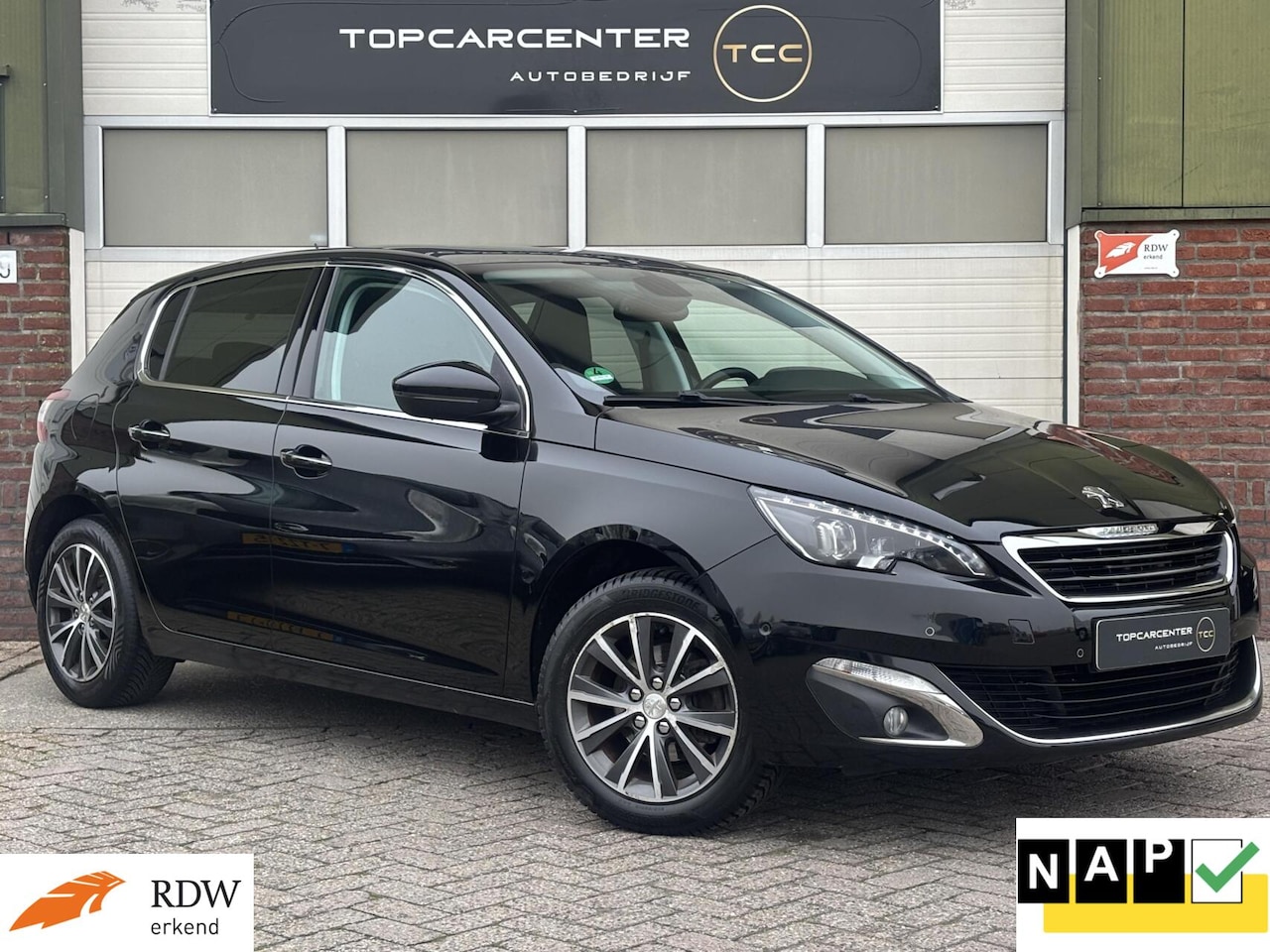 Peugeot 308 - 1.2 PureTech Allure/AUT/PANO/NAVI/PARKS/APK/NAP - AutoWereld.nl