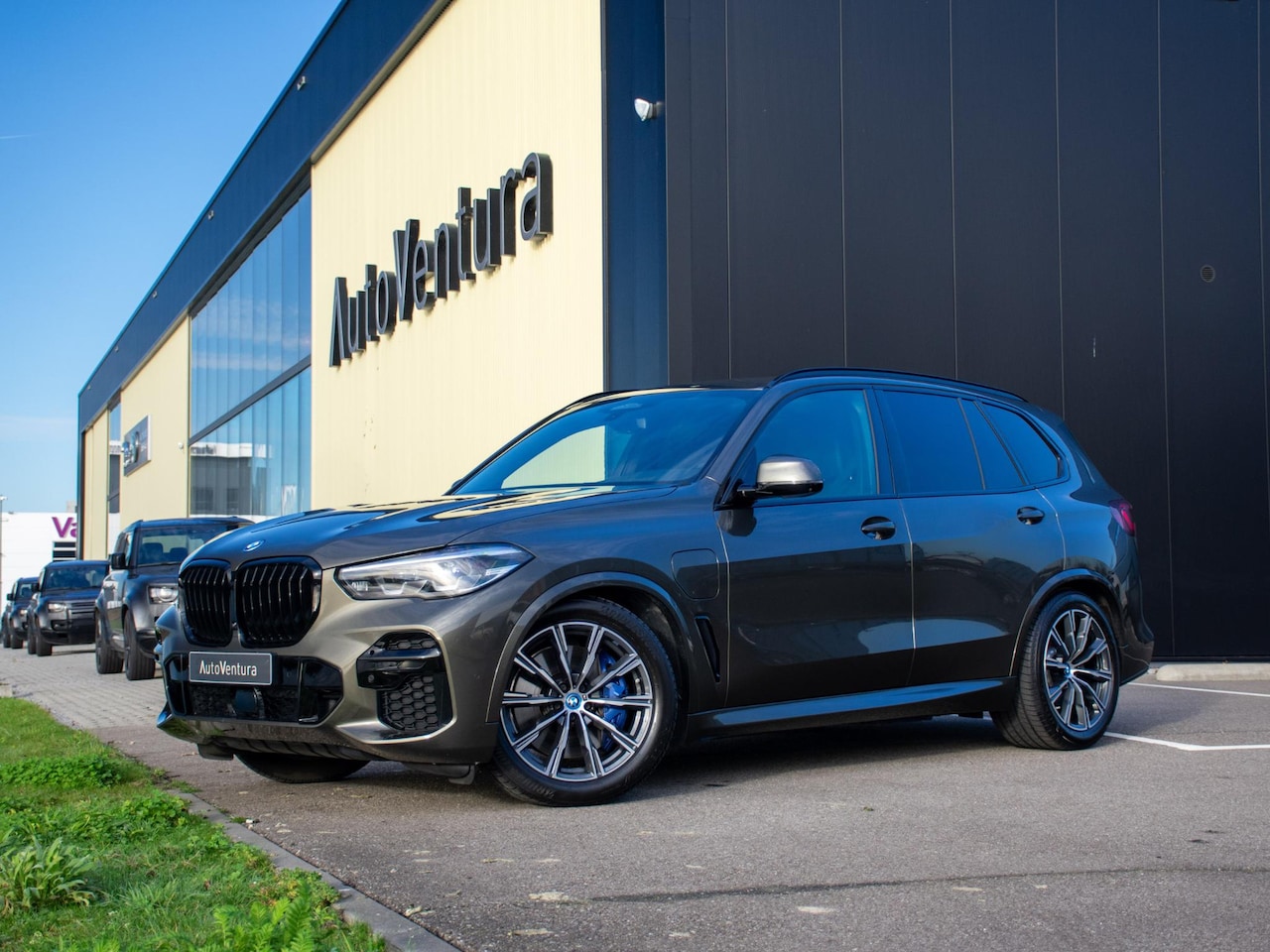 BMW X5 - xDrive45e High Executive l M-sport l Adaptive LED l 360 Camera l Head-Up l Manhatton Metal - AutoWereld.nl
