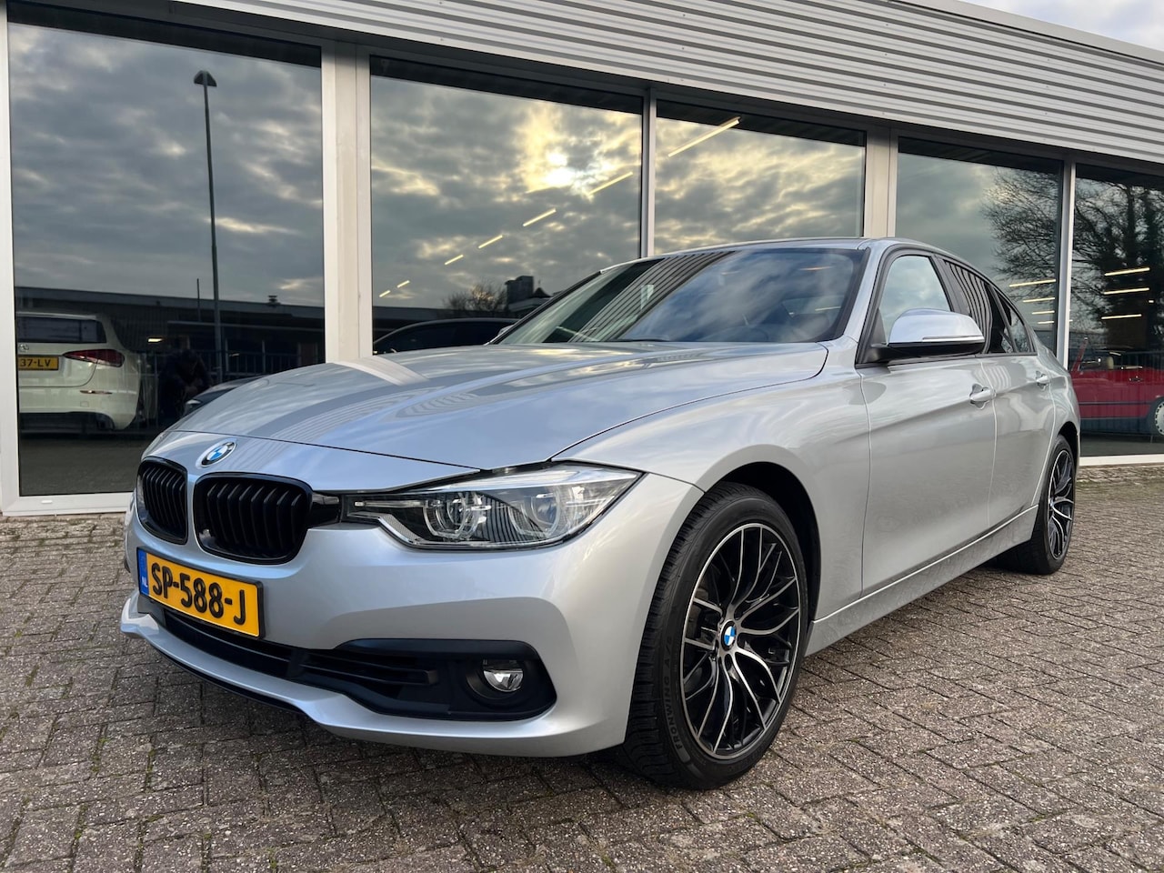 BMW 3-serie - 320i Executive Automaat, Orig.Nederlands - AutoWereld.nl