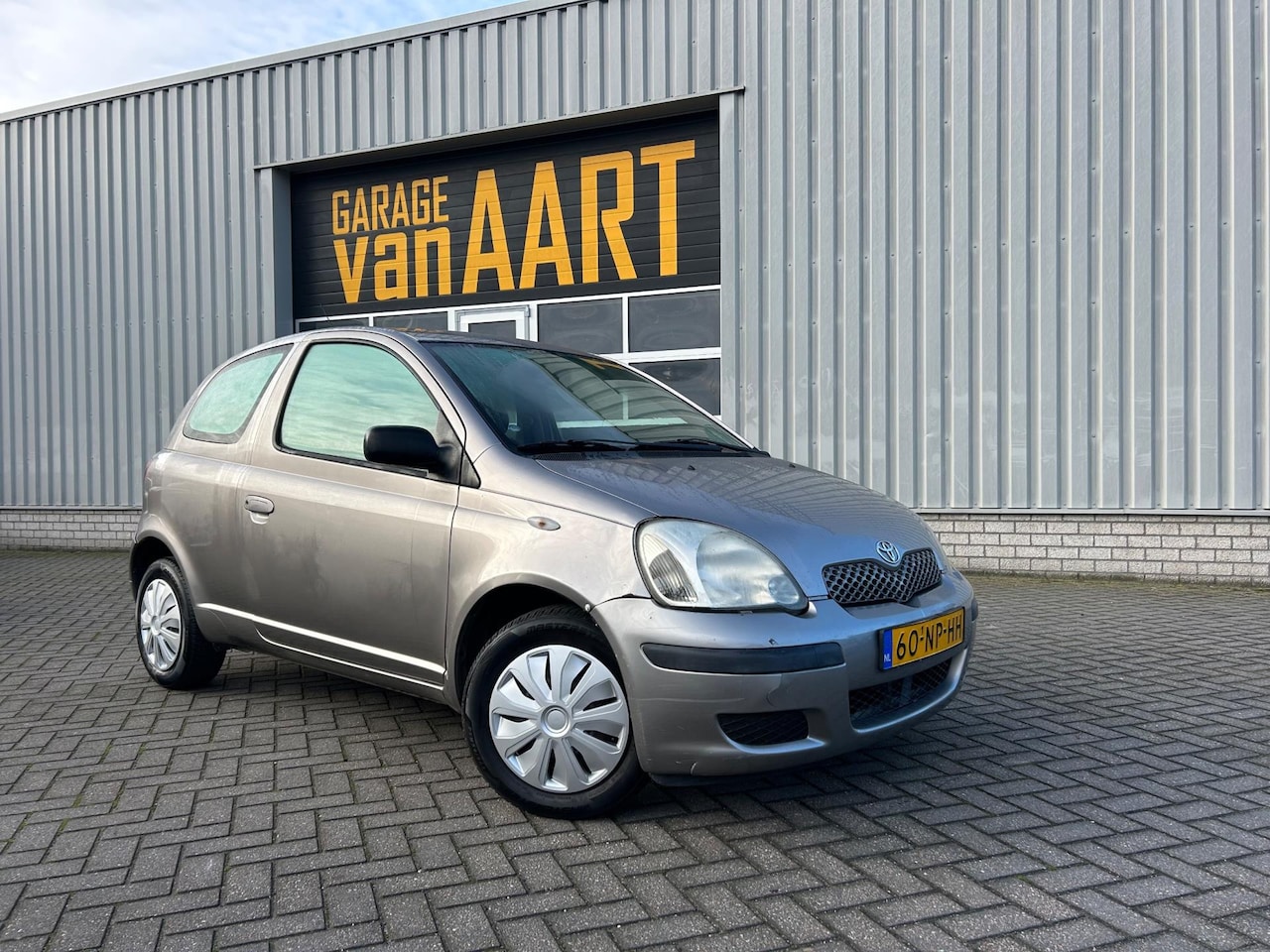 Toyota Yaris - 1.0 VVT-i Terra MMT | NAP | AUTOMAAT | - AutoWereld.nl