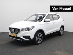 MG ZS - EV Luxury 45 kWh | 1e-Eigenaar | Leder | Navi | Panoramadak | Apple CarPlay | Camera | Ada