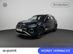 Volkswagen T-Roc - 1.5 TSI Life 150 pk Automaat (DSG) | Navigatie | Trekhaak (afneembaar) | Parkeersensoren (