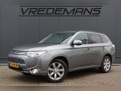 Mitsubishi Outlander - 2.0 PHEV Instyle AWD-4X4 / LEDER / NAVI