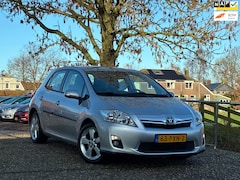 Toyota Auris - 1.8 Full Hybrid Executive | Navi + Clima + Cruise nu €5.975,