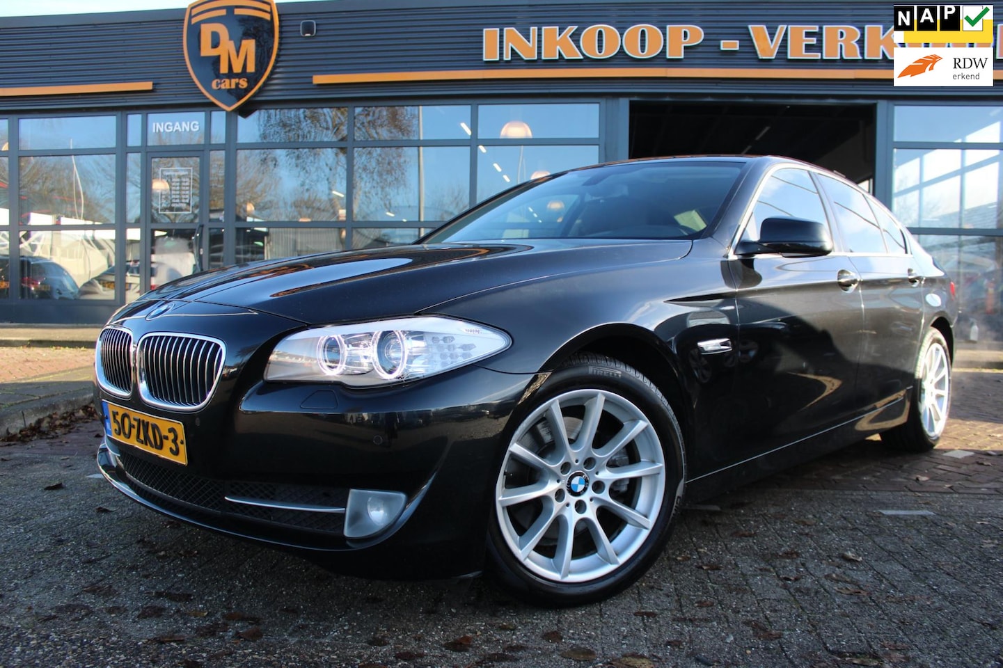 BMW 5-serie - 520i High Executive | Leer | Camera | Stoelverwarming - AutoWereld.nl