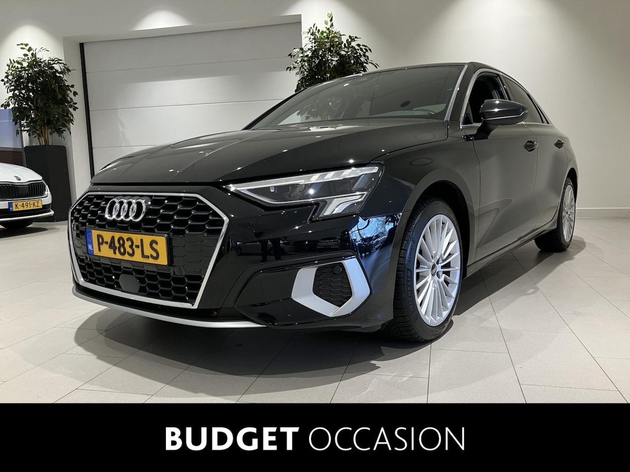 Audi A3 Limousine - 30 TFSI Advanced edition 110 PK | Automaat | Apple Carplay | Achteruitrijcamera | Cruise C - AutoWereld.nl