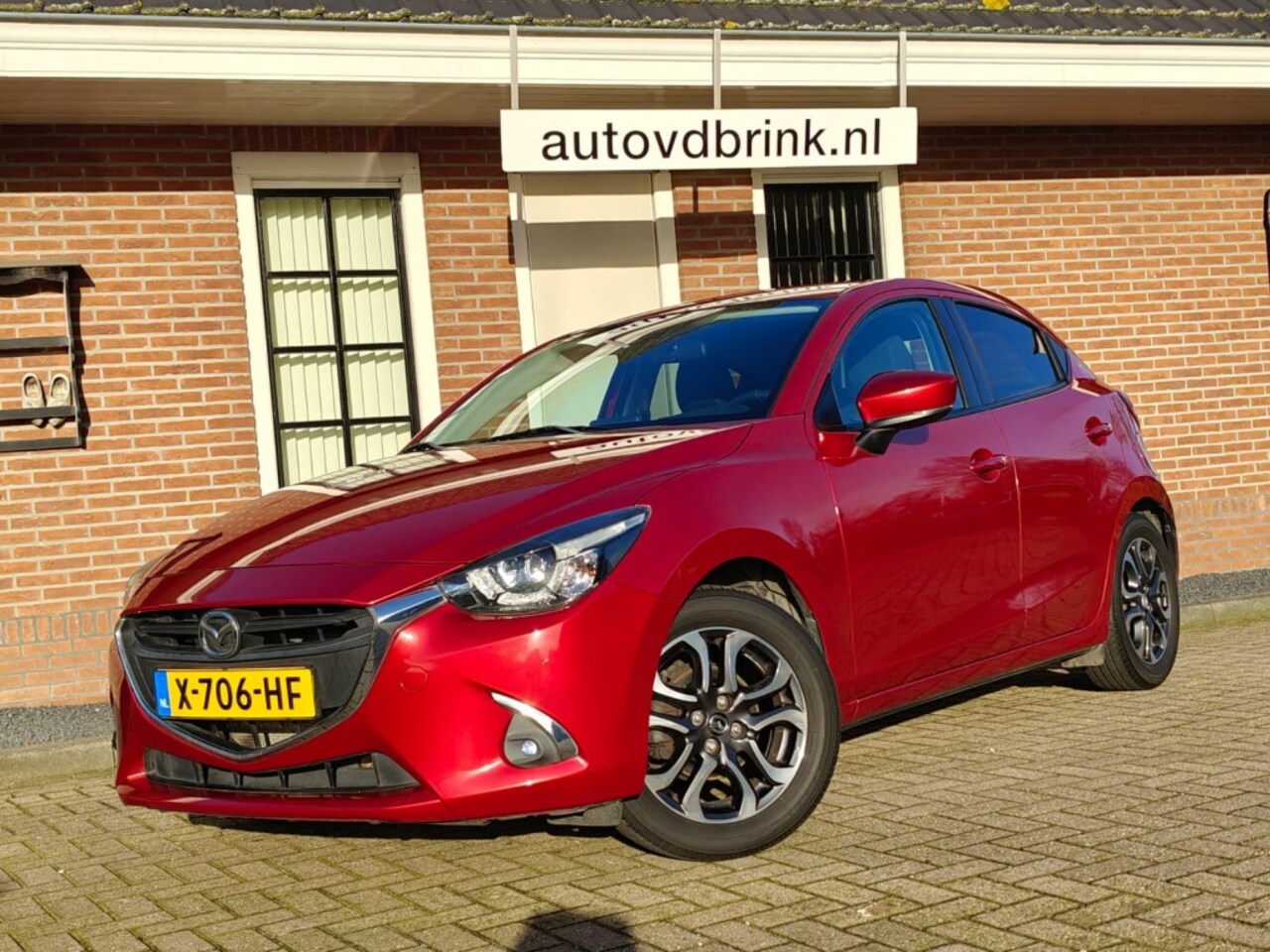 Mazda 2 - 1.5 Skyactiv-G GT-M 1.5 Skyactiv-G GT-M, TREKHAAK / STOELVERWARMING / NAVI - AutoWereld.nl