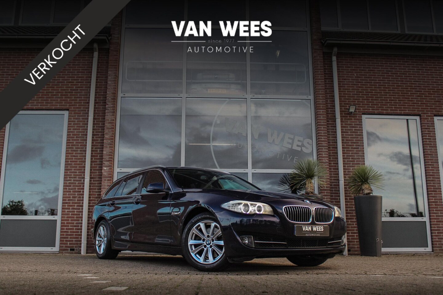 BMW 5-serie Touring - 520i F11 Executive | NL auto | Leer | Navi | Xenon | NAP | Cruise-control | PDC | 184 pk | - AutoWereld.nl