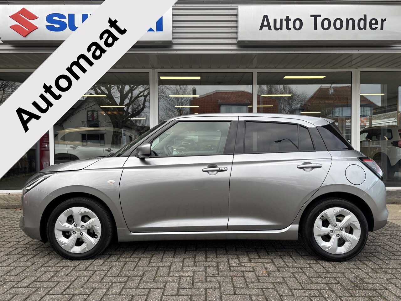 Suzuki Swift - Automaat 1.2 Select Smart Hybrid - AutoWereld.nl