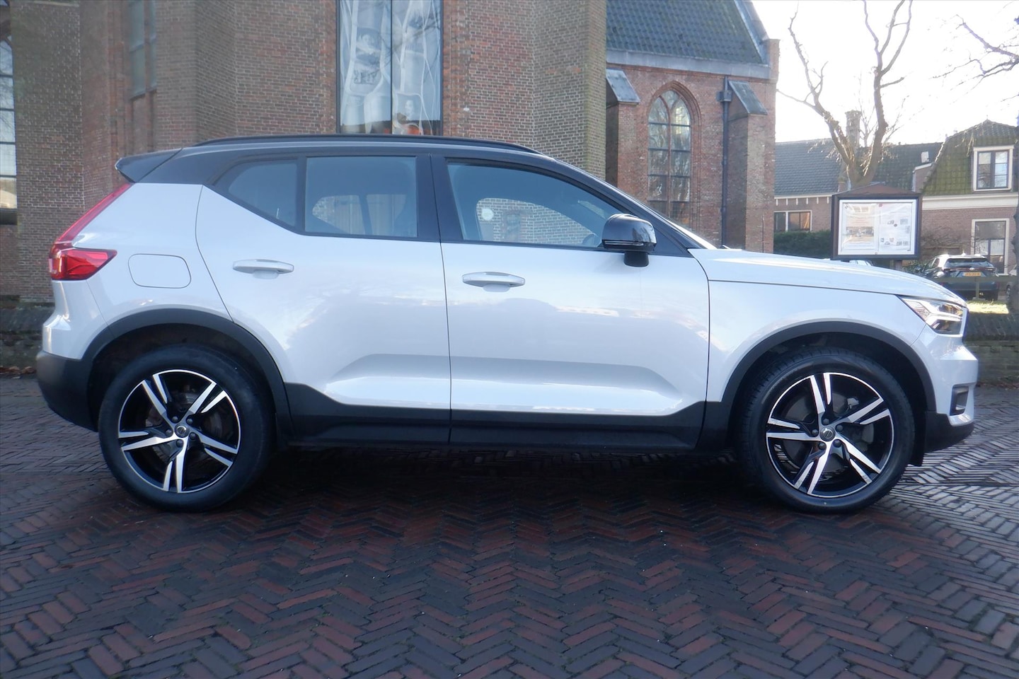 Volvo XC40 - T5 Twin Engine 262pk Geartronic R-Design - AutoWereld.nl