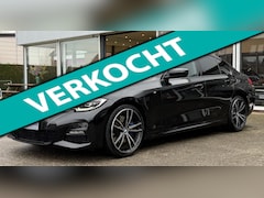 BMW 3-serie - 320i M-SPORT / HUD / LEER / LED / NL AUTO