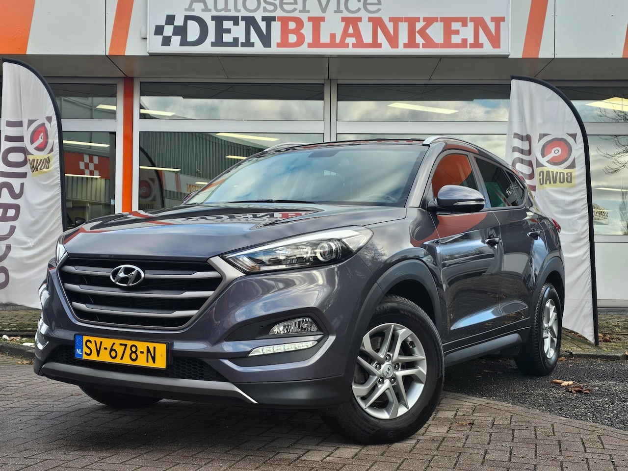 Hyundai Tucson - 1.6 GDi i-Drive BJ.2016 / Navi / Camera / Climate Control / PDC / Cruise / Lage Kmtrs !! - AutoWereld.nl