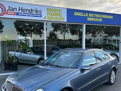 Mercedes-Benz E-klasse - 240 Avantgarde Youngtimer