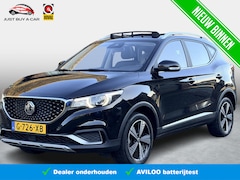 MG ZS - EV Luxury 45 kWh SoH 91, 2% / 1e eigenaar / Panoramadak / Leder / Stoelverwarming / Naviga