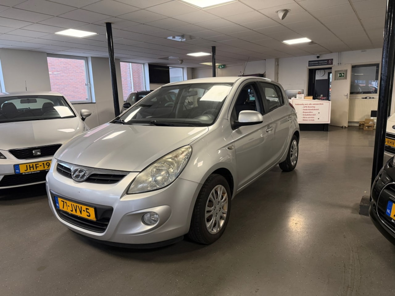 Hyundai i20 - 1.2i DynamicVersion 1.2i DynamicVersion - AutoWereld.nl