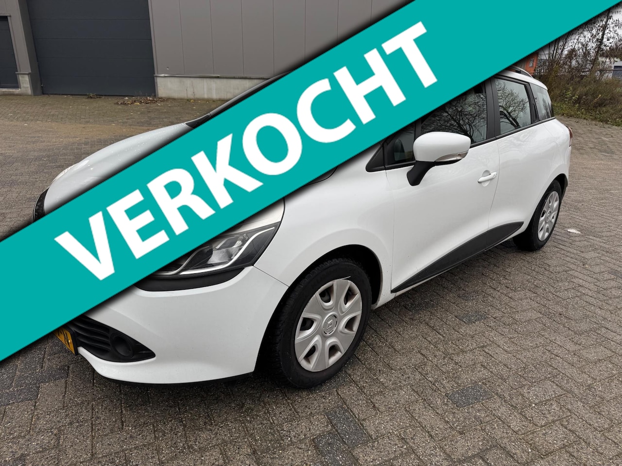 Renault Clio Estate - 1.5 dCi ECO Expression Navi Airco - AutoWereld.nl