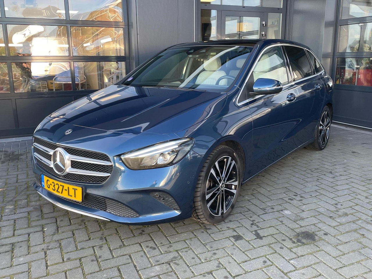 Mercedes-Benz B-klasse - 180 Launch Edition Premium 180 Launch Edition Premium - AutoWereld.nl