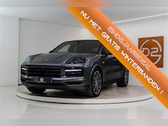 Porsche Cayenne Coupé - 3.0 E-Hybrid 462PK | InnoDrive | Bose | Trekhaak | Sportchrono | VOL Fabrieksgarantie