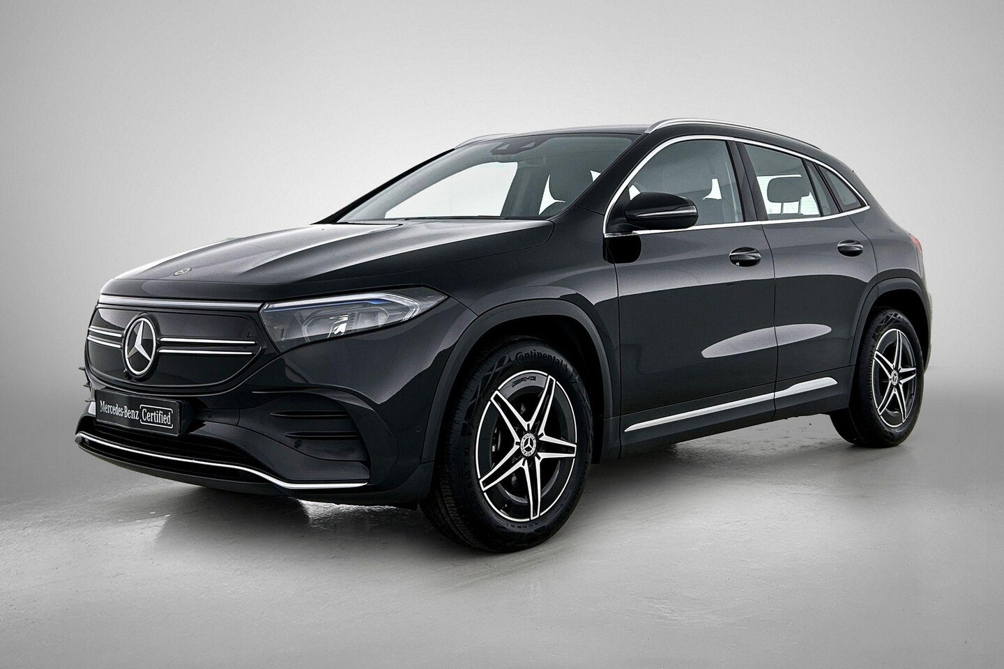 Mercedes-Benz EQA - EQA 250 AMG Line | Advanced Pakket | LED | Sfeerverlichting | Stoelverwarming | Parktronic - AutoWereld.nl