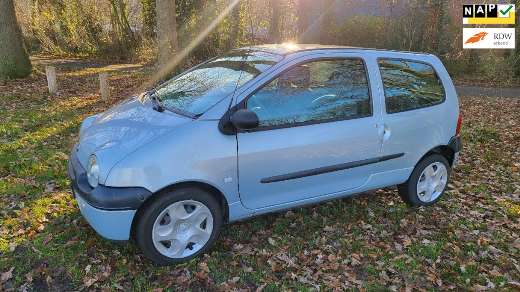 Renault Twingo - 1.2 Helios met Airco en Stuurbekr. APK 2027 Weinig.Km - AutoWereld.nl