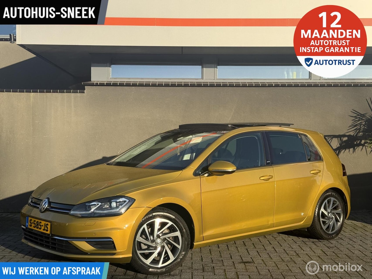 Volkswagen Golf - 1.5 TSI Highline / DSG / Carplay / Pano dak - AutoWereld.nl
