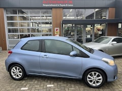 Toyota Yaris - 1.3 16v Aspiration 3-drs A/T + 12 MND BOVAG