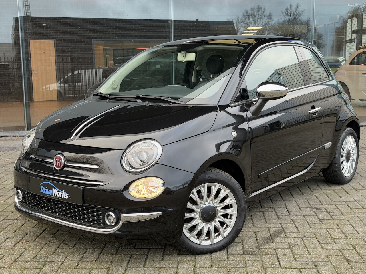 Fiat 500 - 1.2 Lounge | Automaat | Pano | Eerste Eigenaresse | Interesse, Proefrit? Bel of app met: 0 - AutoWereld.nl