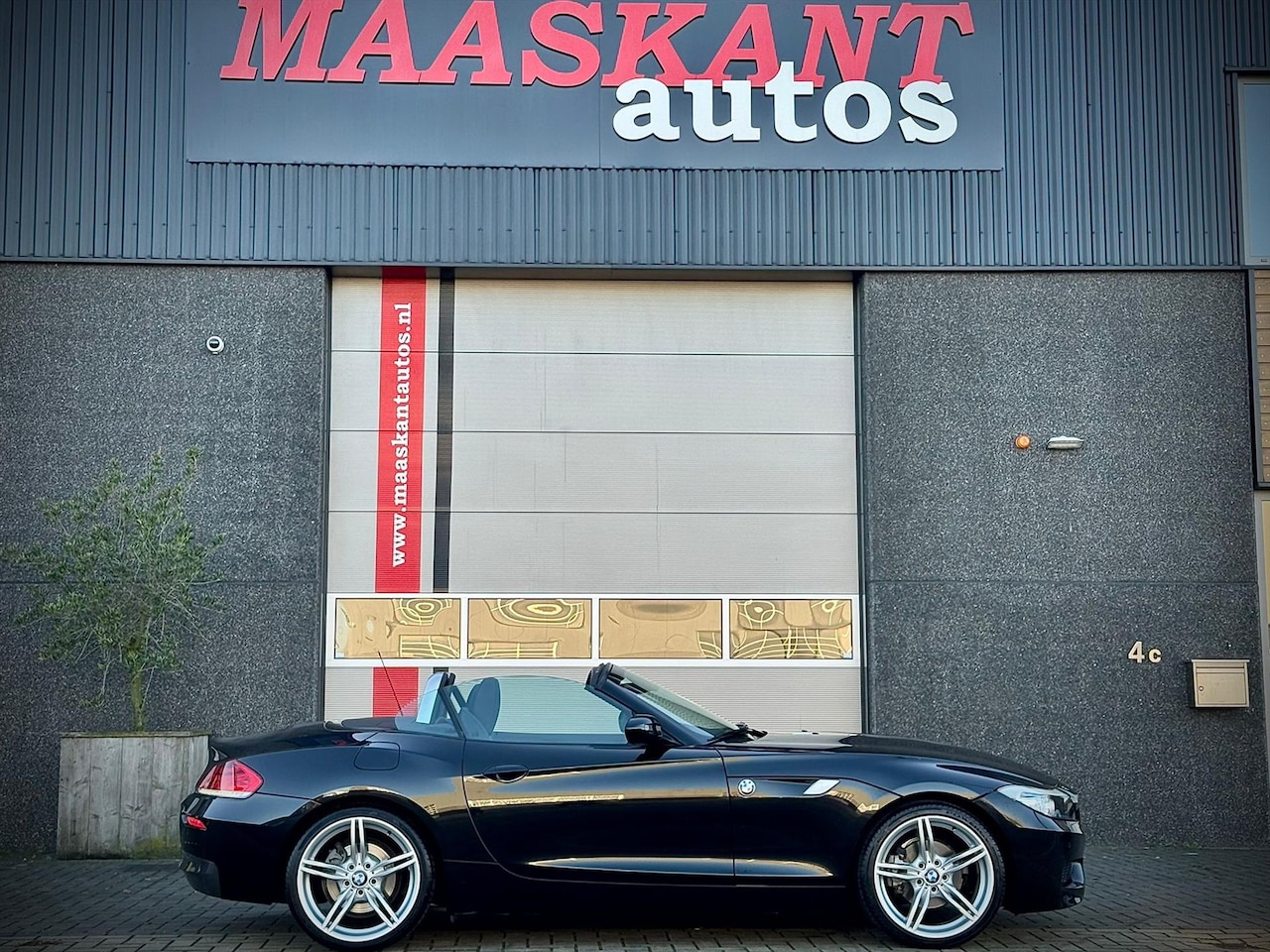 BMW Z4 Roadster - (e89) Sdrive23i / M-sport / Aut / Navi prof / Cruise / M-onderstel / FROM 1ST OWNER! - AutoWereld.nl