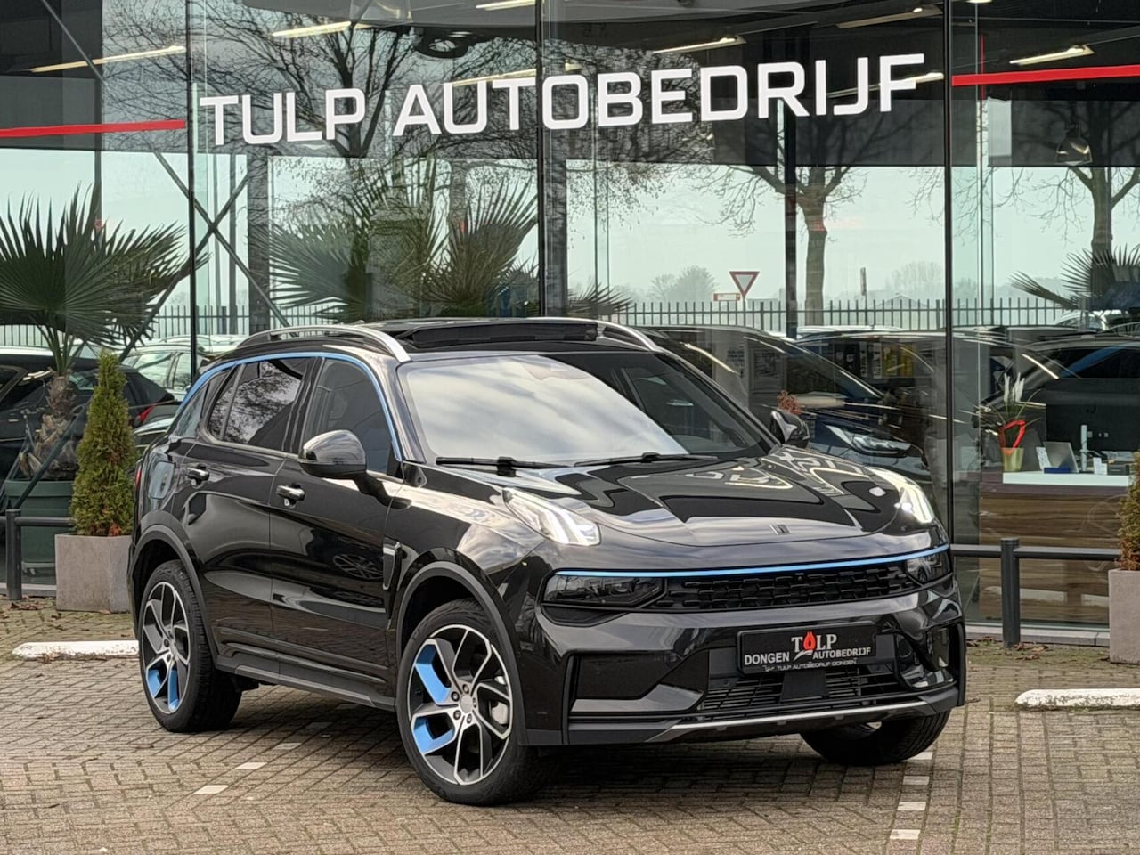 Lynk & Co 01 - 1.5 1.5 phev 7dcth 5d 132kw Pono 360Cam 2023 - AutoWereld.nl