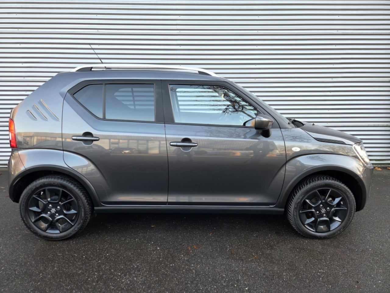 Suzuki Ignis - 1.2 SH Select Trekhaak/ All season banden - AutoWereld.nl