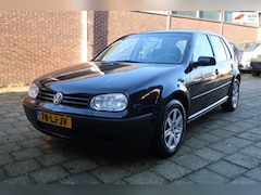 Volkswagen Golf - 1.6-16V