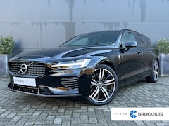 Volvo V60 - 2.0 T6 Recharge AWD R-Design | Trekhaak | Pilot Assist | Sportstoel | BLIS | Stoel & stuur