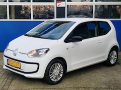 Volkswagen Up! - 1.0 / Airco / Leder stuurwiel / Lichtmetalen velgen 15 inch