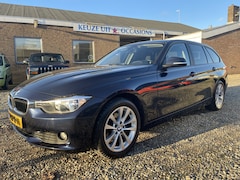 BMW 3-serie Touring - 316i Business extra gedonkerde ramen achterin, 17 Inch sportvelgen