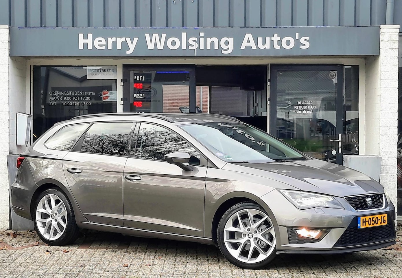 SEAT Leon ST - 1.4 TSI FR -LINE Navi Led Clima Pdc 140 PK - AutoWereld.nl