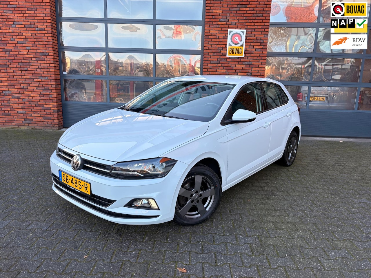 Volkswagen Polo - 1.0 TSI DSG Comfortline| Adaptieve Cruisecontrol|Apple Carplay|Parkeersensoren| - AutoWereld.nl