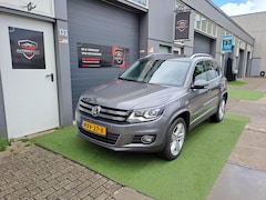 Volkswagen Tiguan - 1.4 TSI Sport&Style 4Motion Xenon Cruise
