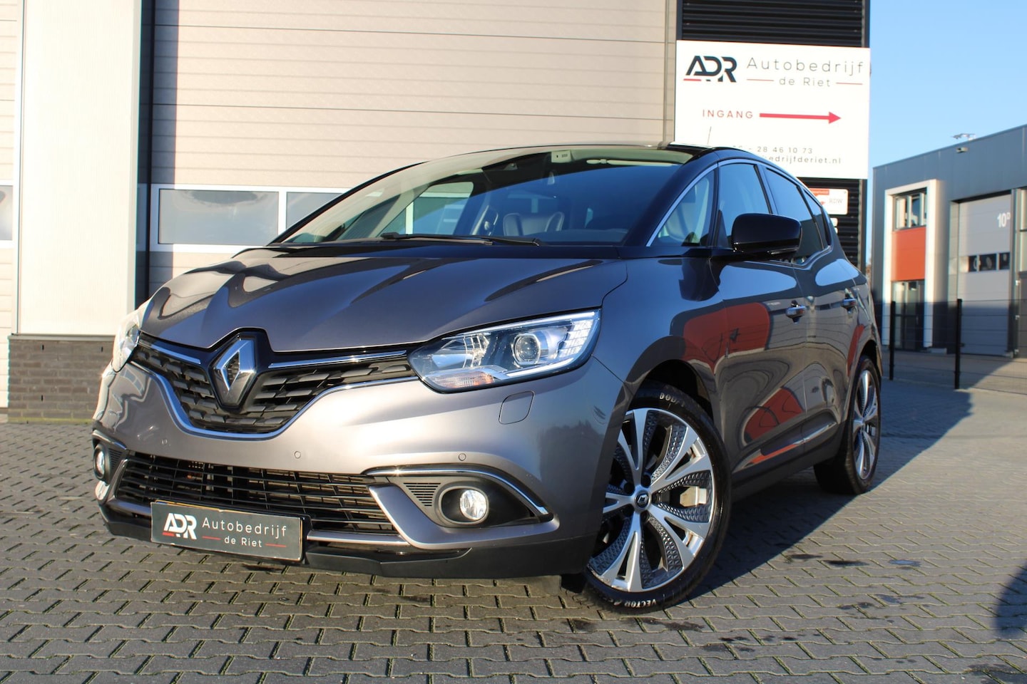 Renault Scénic - 1.2 TCe Intens / Cruise/Navi/20''LM/stoelmasage/vol optie - AutoWereld.nl