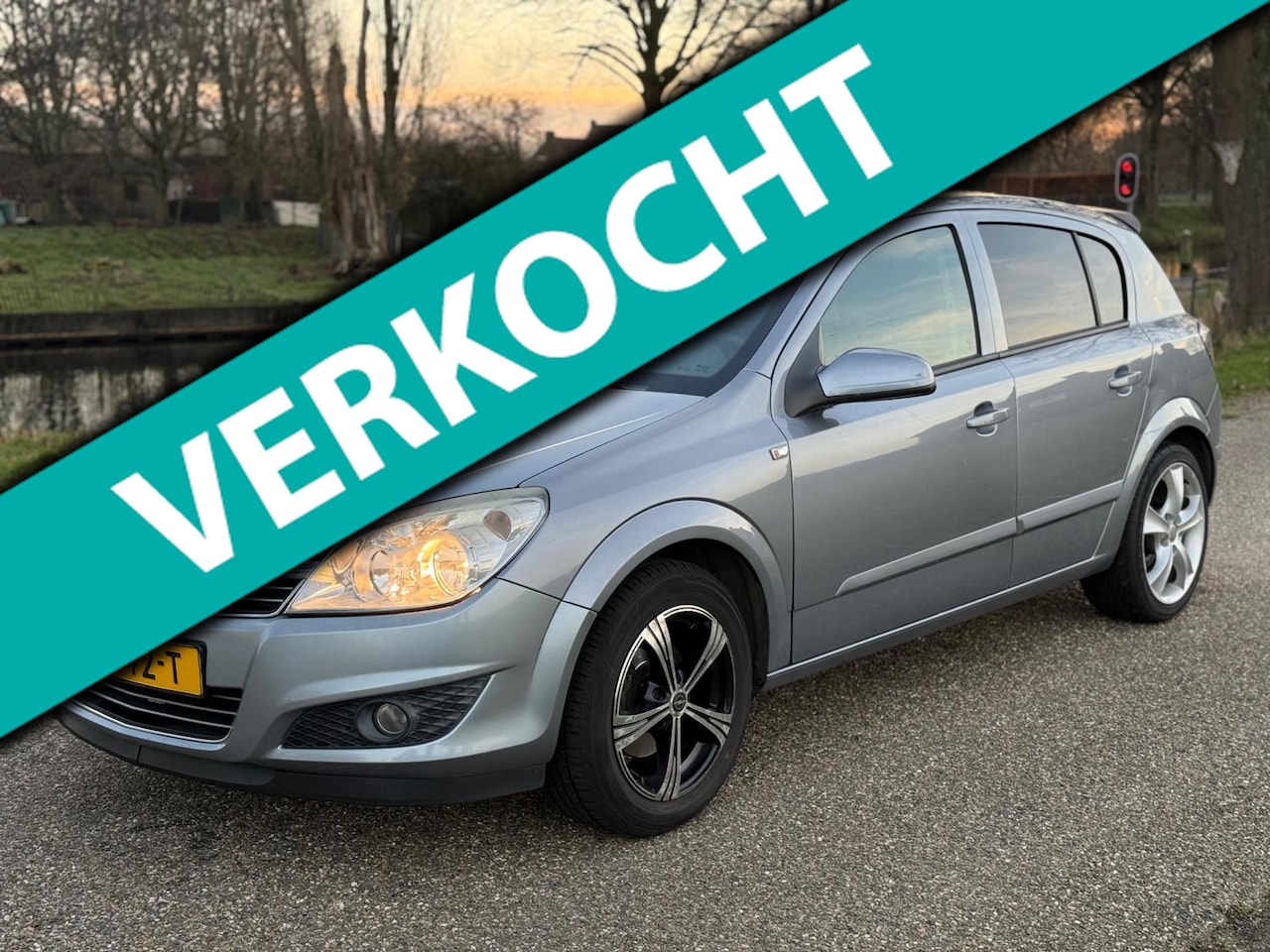 Opel Astra - 1.6 Cosmo|Airco|5-Deurs|Nieuwe Apk - AutoWereld.nl