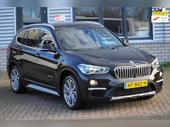 BMW X1 - SDrive20i EERSTE EIGENAAR PANO