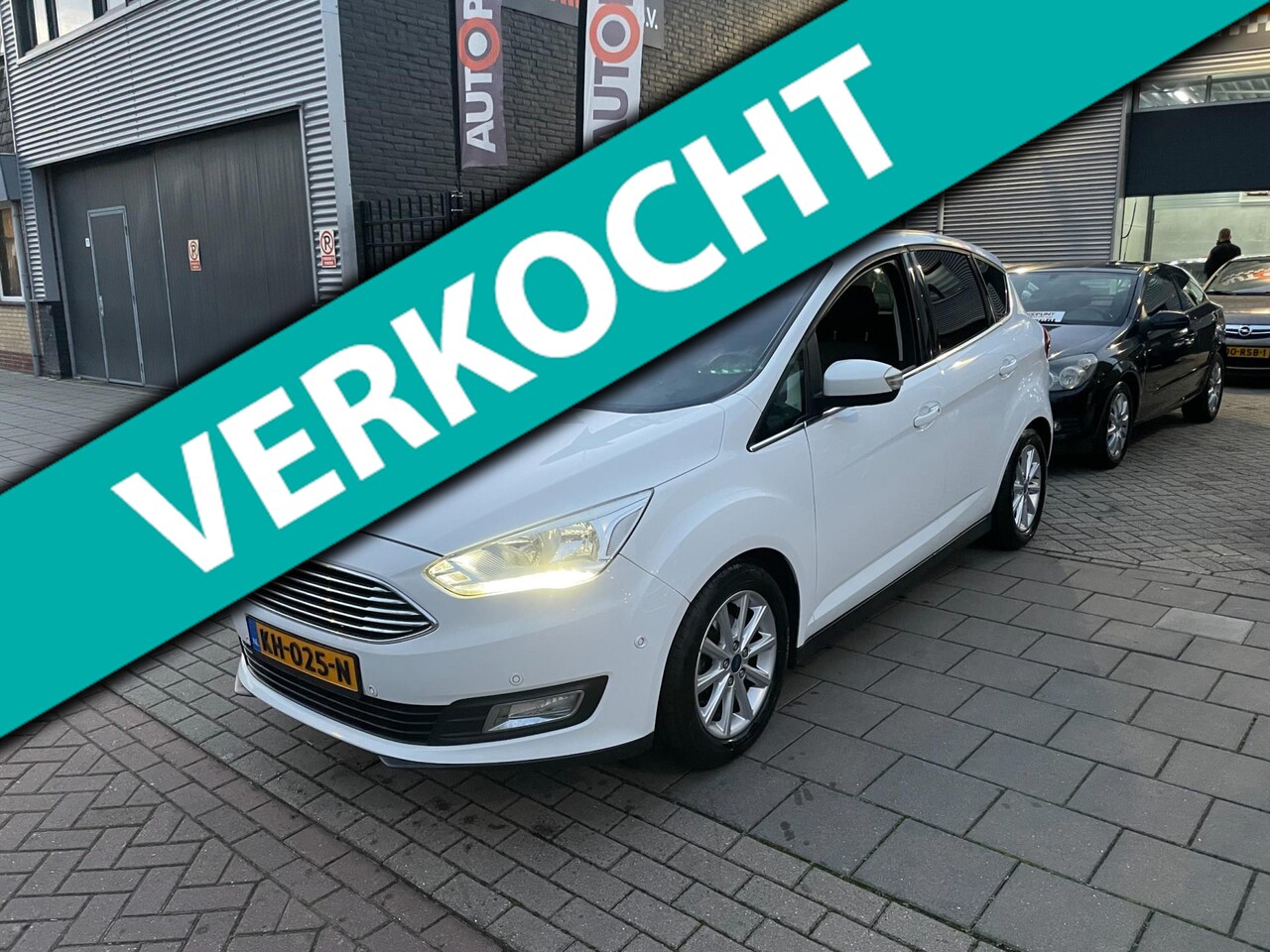 Ford C-Max - 1.0 Titanium 1e Eigenaar! Trekhaak Airco NAP APK - AutoWereld.nl