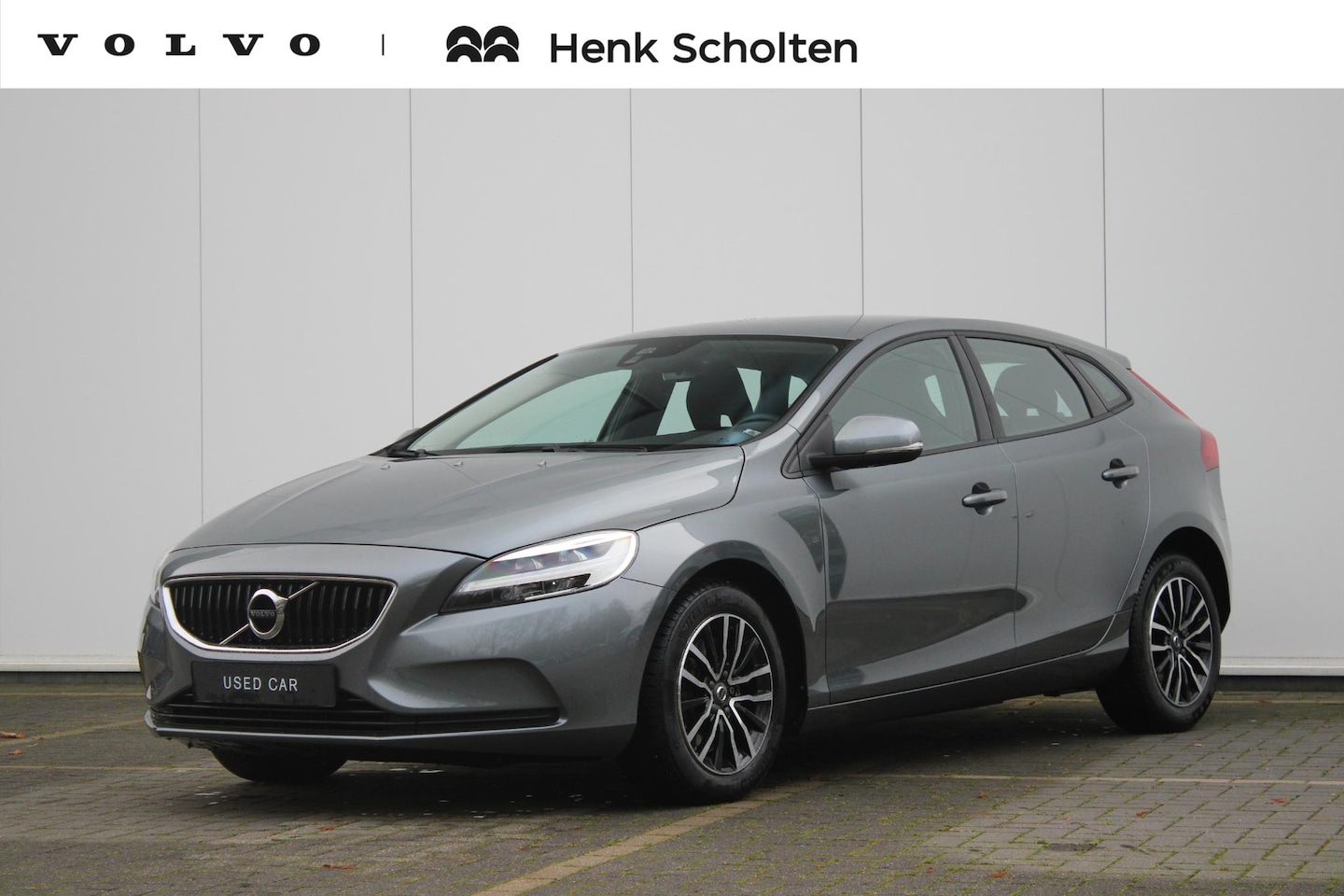 Volvo V40 - T2 122PK AUT6 Polar+ | Stoelverwarming | Trekhaak | Park Assist Achter | Navigatie | DAB R - AutoWereld.nl