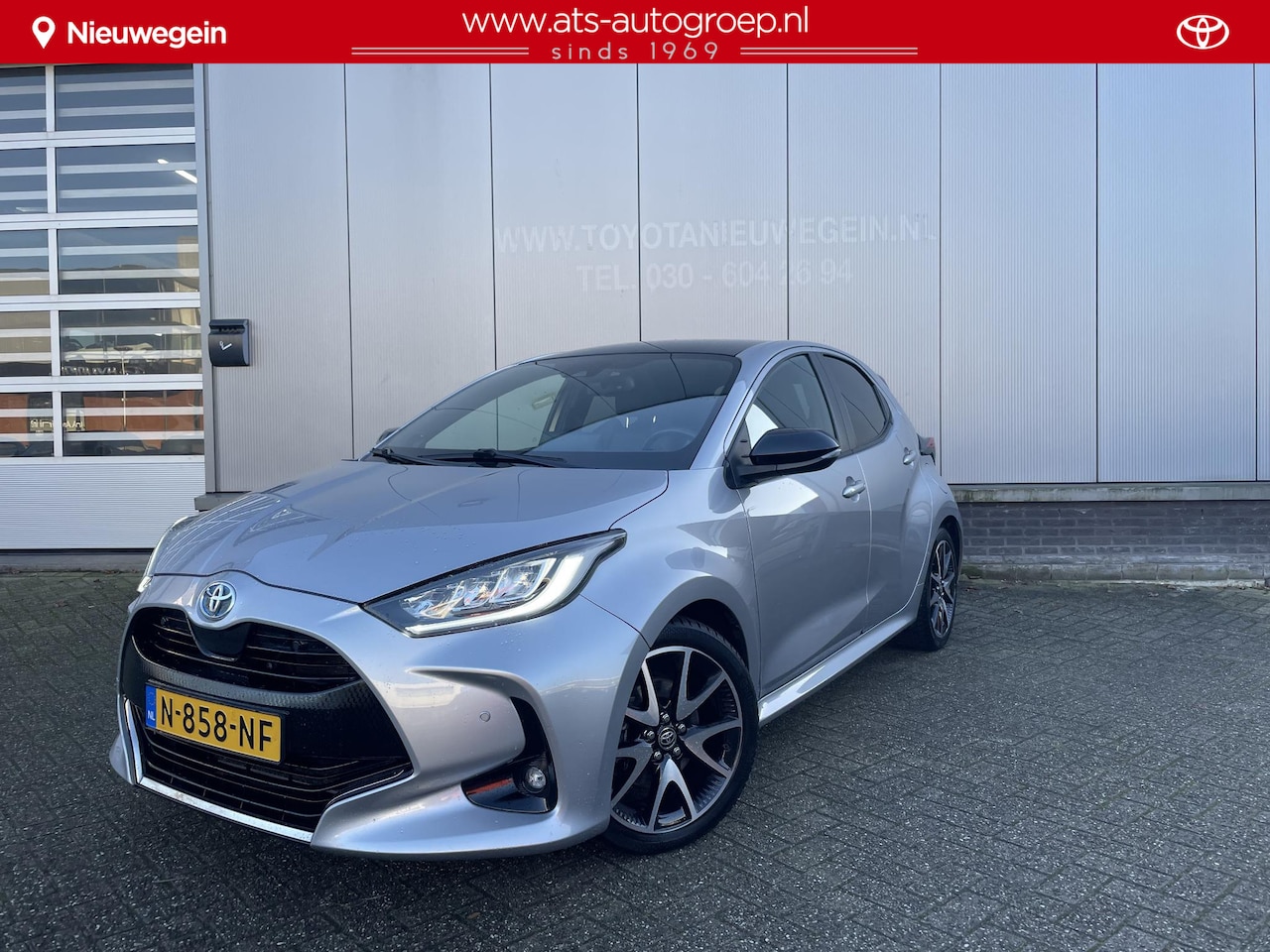 Toyota Yaris - 1.5 Hybrid Executive Premium pack | Panoramadak , Trekhaak | Org NL | - AutoWereld.nl