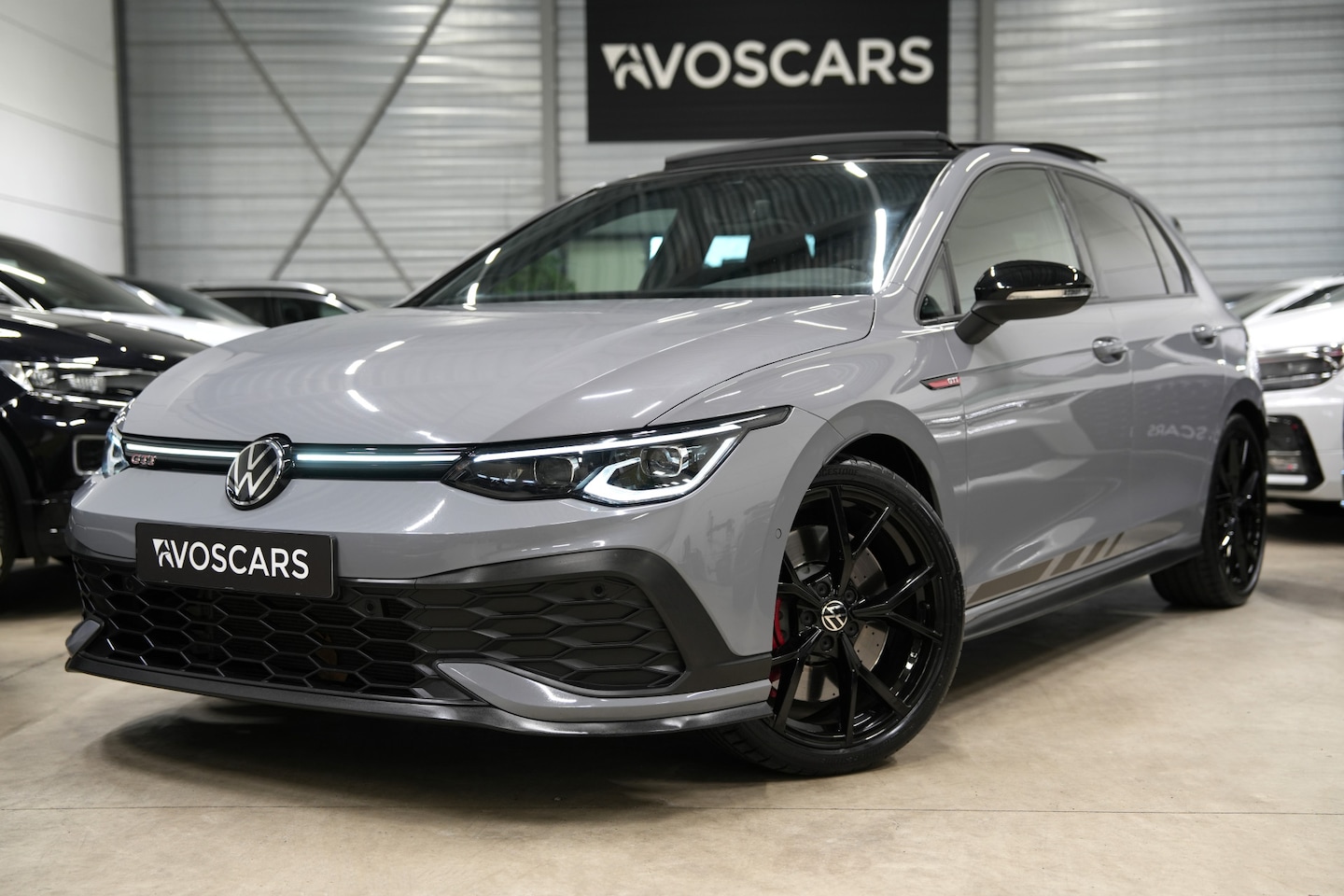 Volkswagen Golf - 2.0 TSI GTI Clubsport 300PK * Pano - Harman Kardon - IQ Light - Camera - Keyless * - AutoWereld.nl