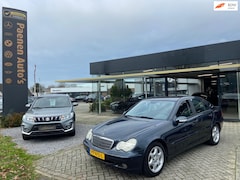 Mercedes-Benz C-klasse - 180 K. Elegance, automaat trekhaak, electr. ramen, airco, nieuwe APK, geen roest