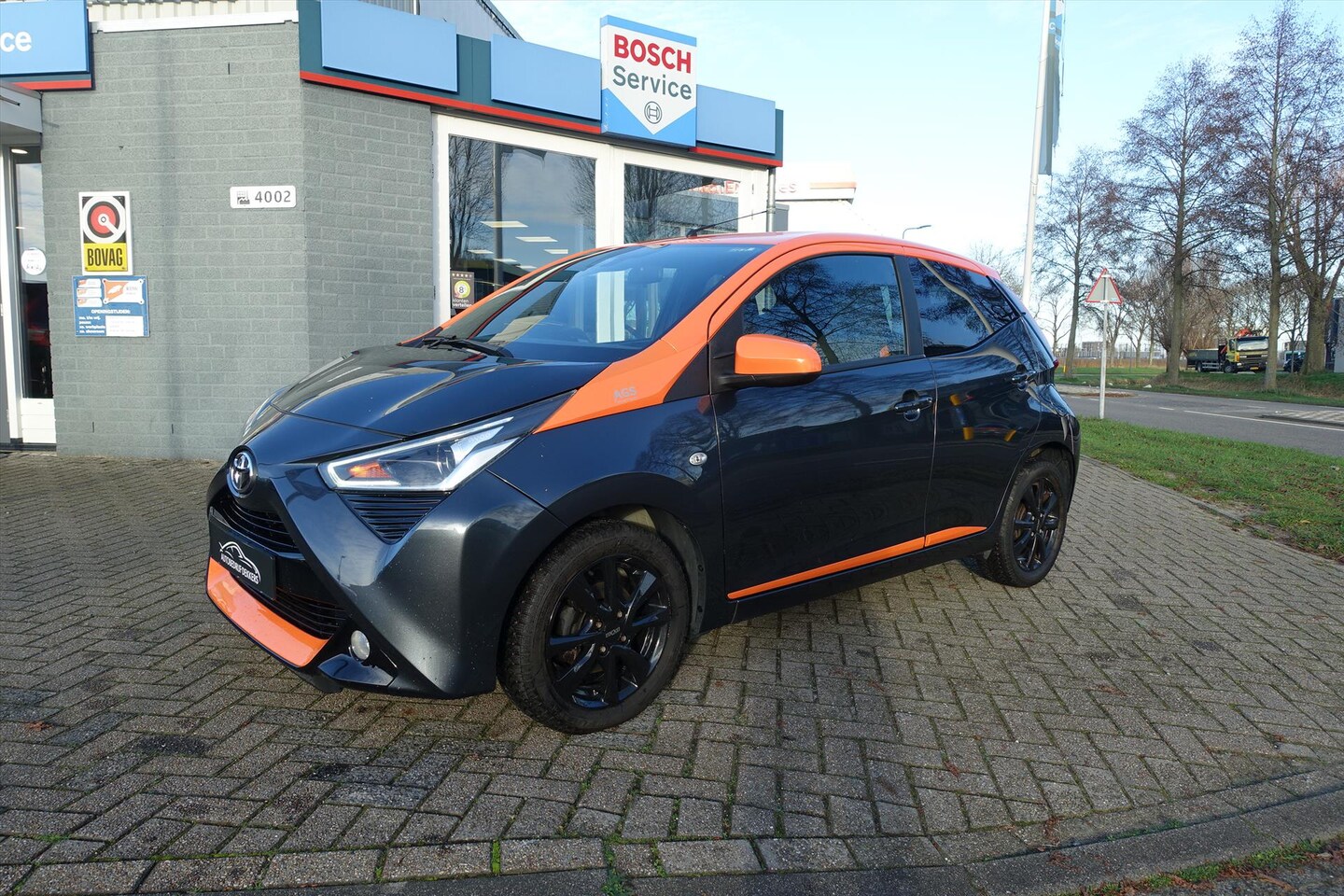 Toyota Aygo - 1.0 VVT-i 72pk 5D x-JBL | AUTO AIRCO | CARPLAY | CAMERA | LED - AutoWereld.nl