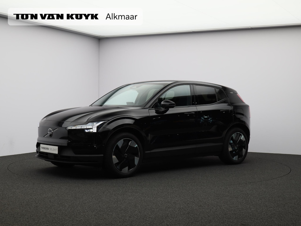 Volvo EX30 - Single Motor Extended Range Ultra 69 kWh / Panoramadak / 360 Camera / Harman Kardon / Extr - AutoWereld.nl