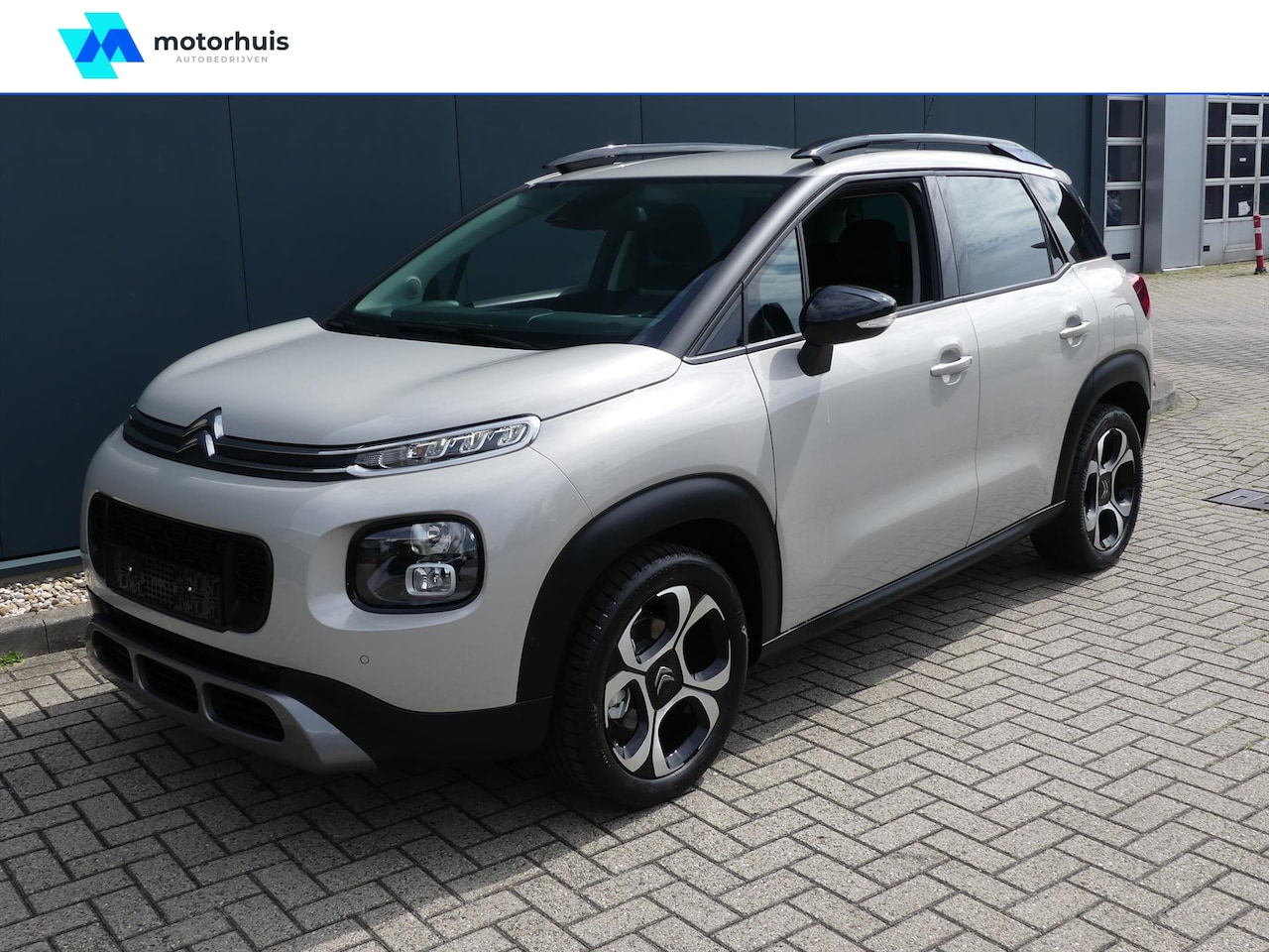 Citroën C3 Aircross - 1.2 PureTech 110pk Shine | NAVI | AUR CAMERA | CARPLAY | CRUISE - AutoWereld.nl
