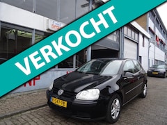 Volkswagen Golf - 1.4 Trendline